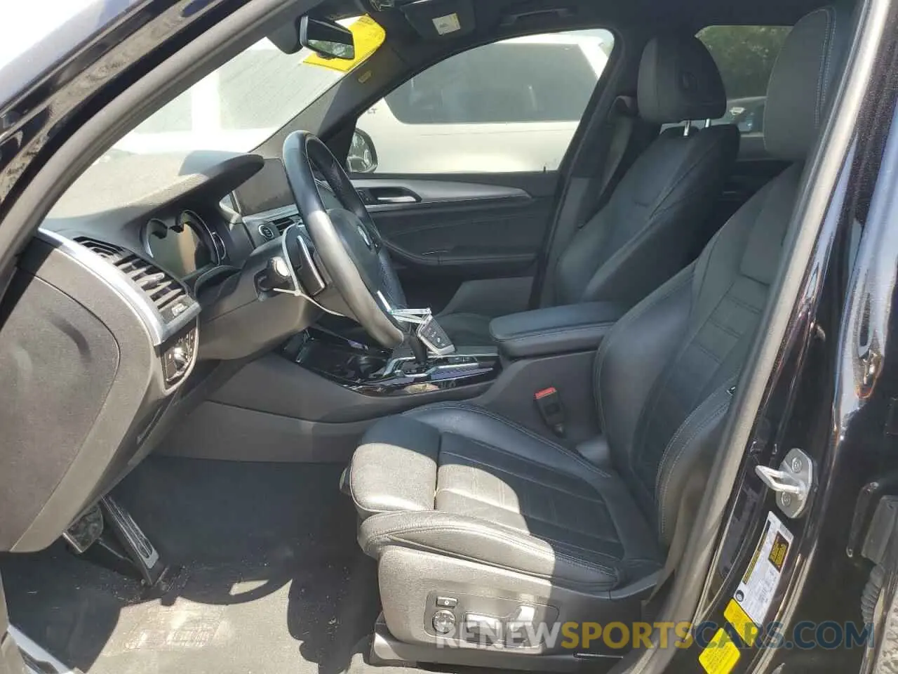 7 Photograph of a damaged car 5UXTR7C58KLF34210 BMW X3 2019