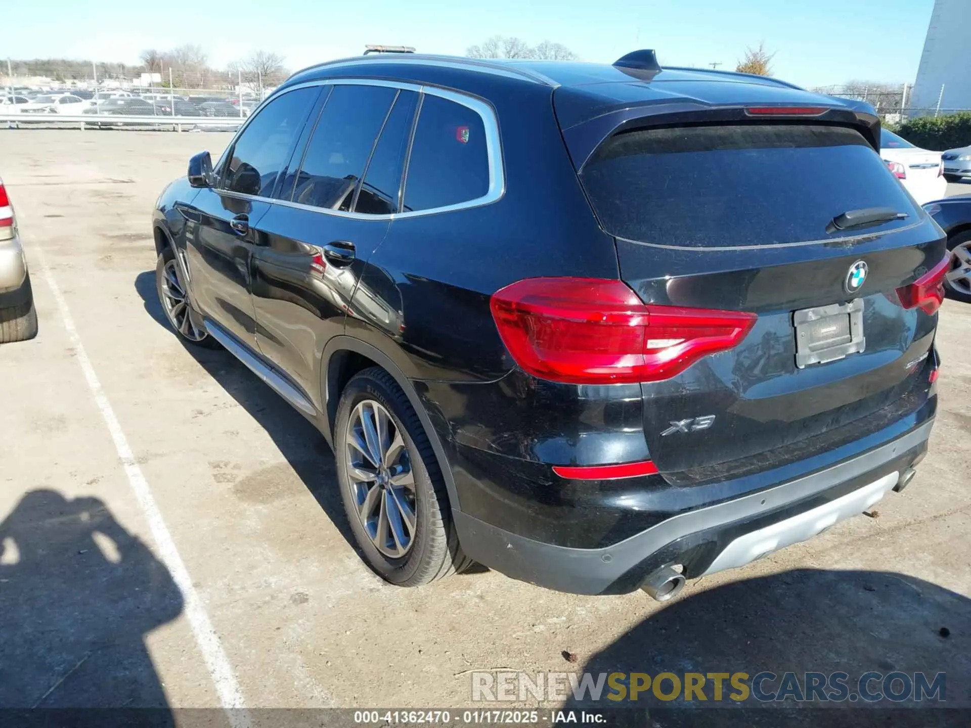 3 Photograph of a damaged car 5UXTR7C59KLE88287 BMW X3 2019