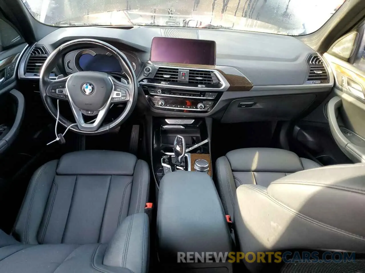 8 Photograph of a damaged car 5UXTR7C59KLE94316 BMW X3 2019