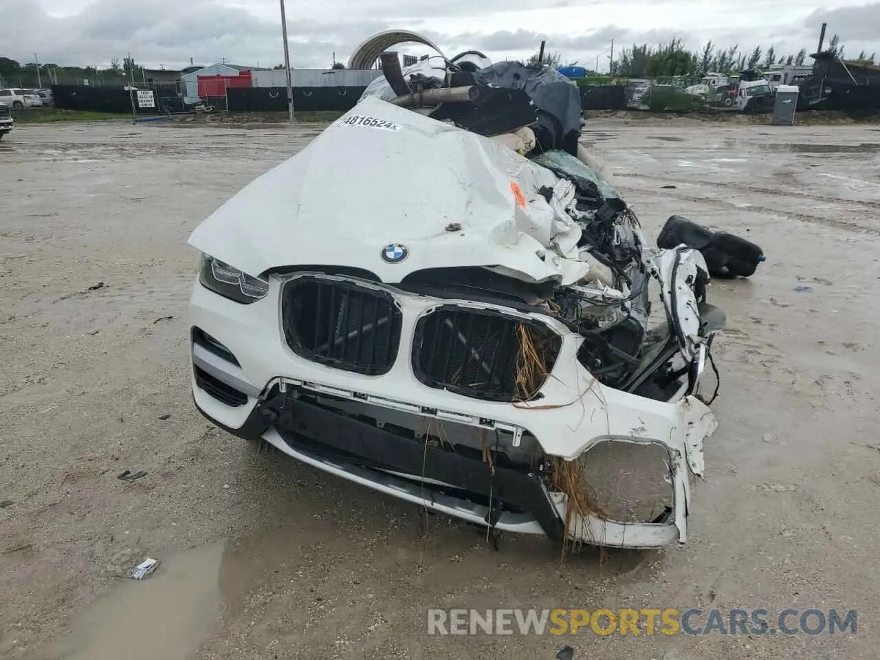 5 Photograph of a damaged car 5UXTR7C59KLF23569 BMW X3 2019