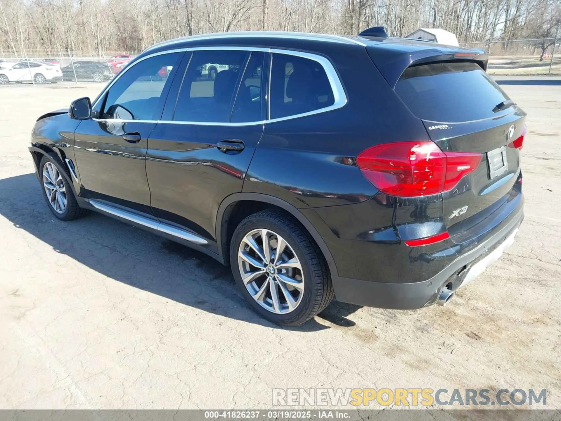3 Photograph of a damaged car 5UXTR7C59KLF25726 BMW X3 2019