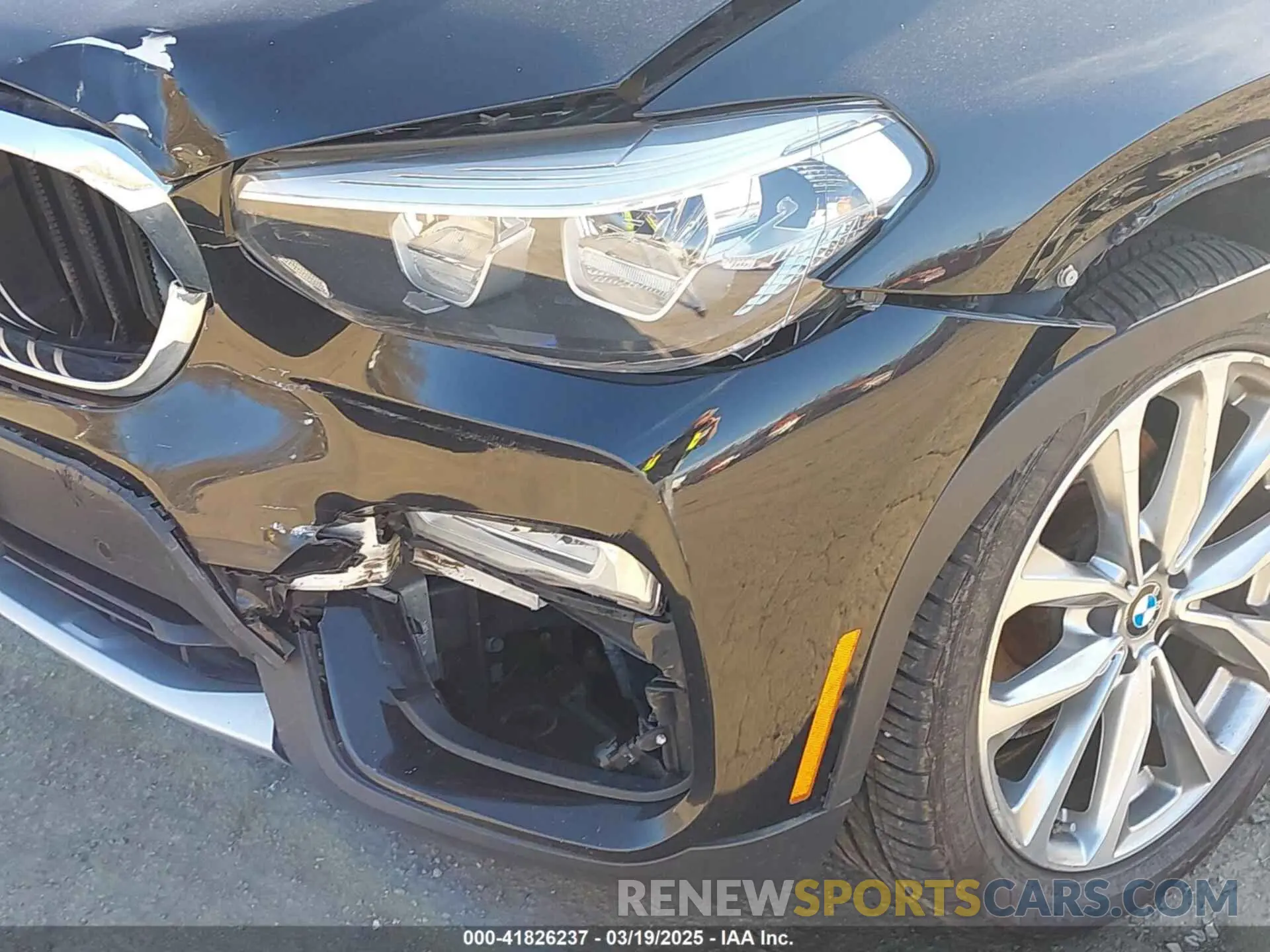6 Photograph of a damaged car 5UXTR7C59KLF25726 BMW X3 2019