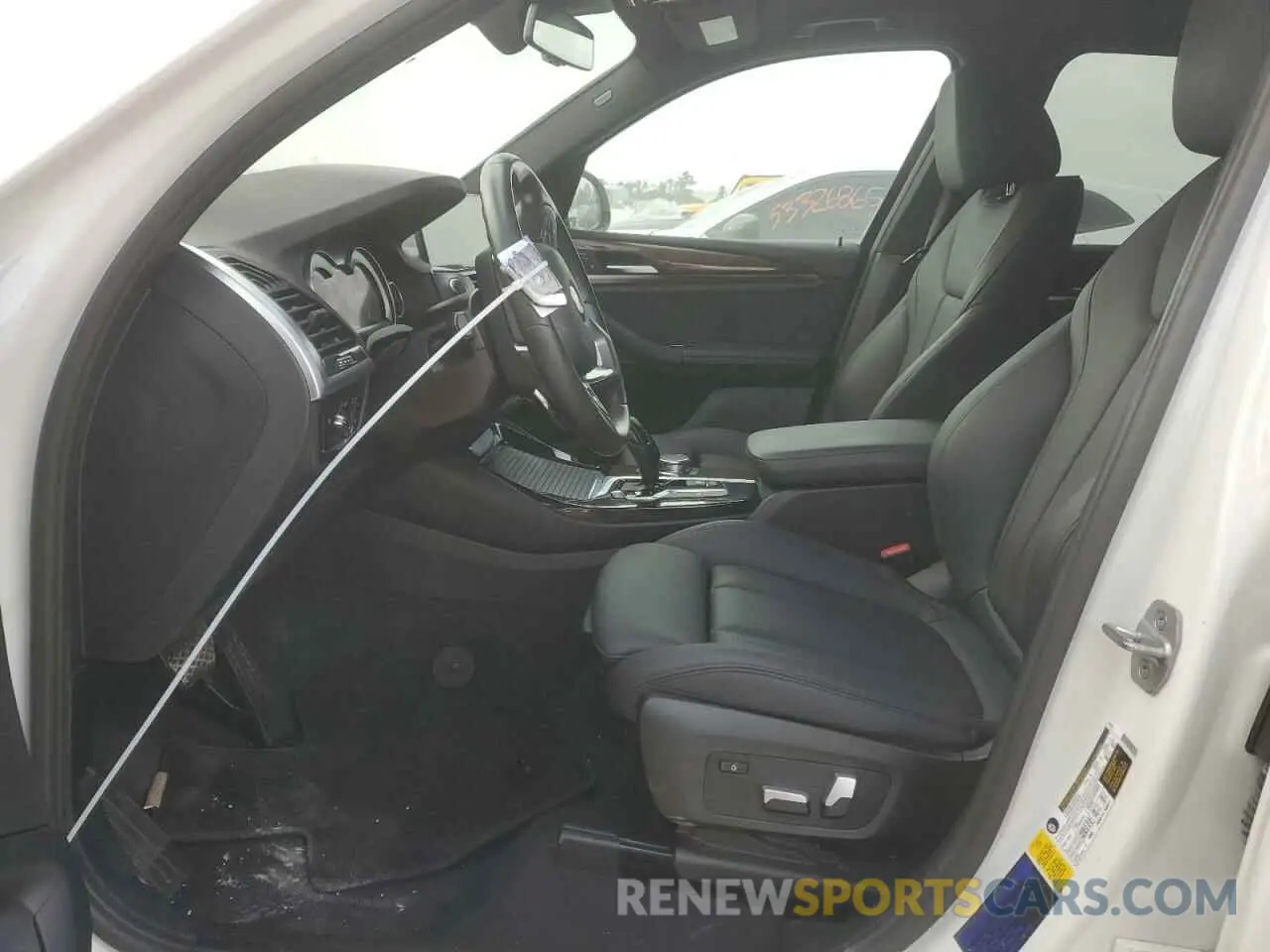 7 Photograph of a damaged car 5UXTR7C59KLF25810 BMW X3 2019