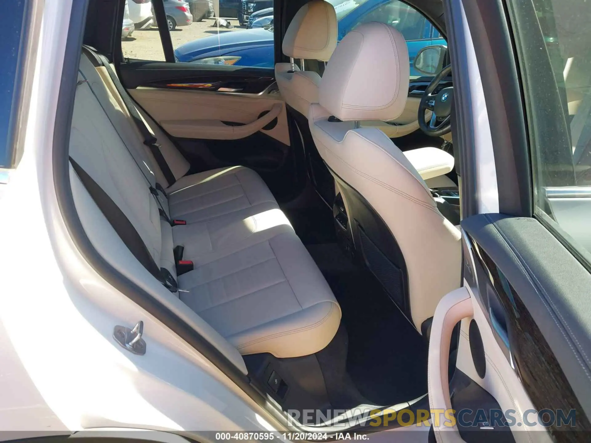 8 Photograph of a damaged car 5UXTR7C59KLF30814 BMW X3 2019