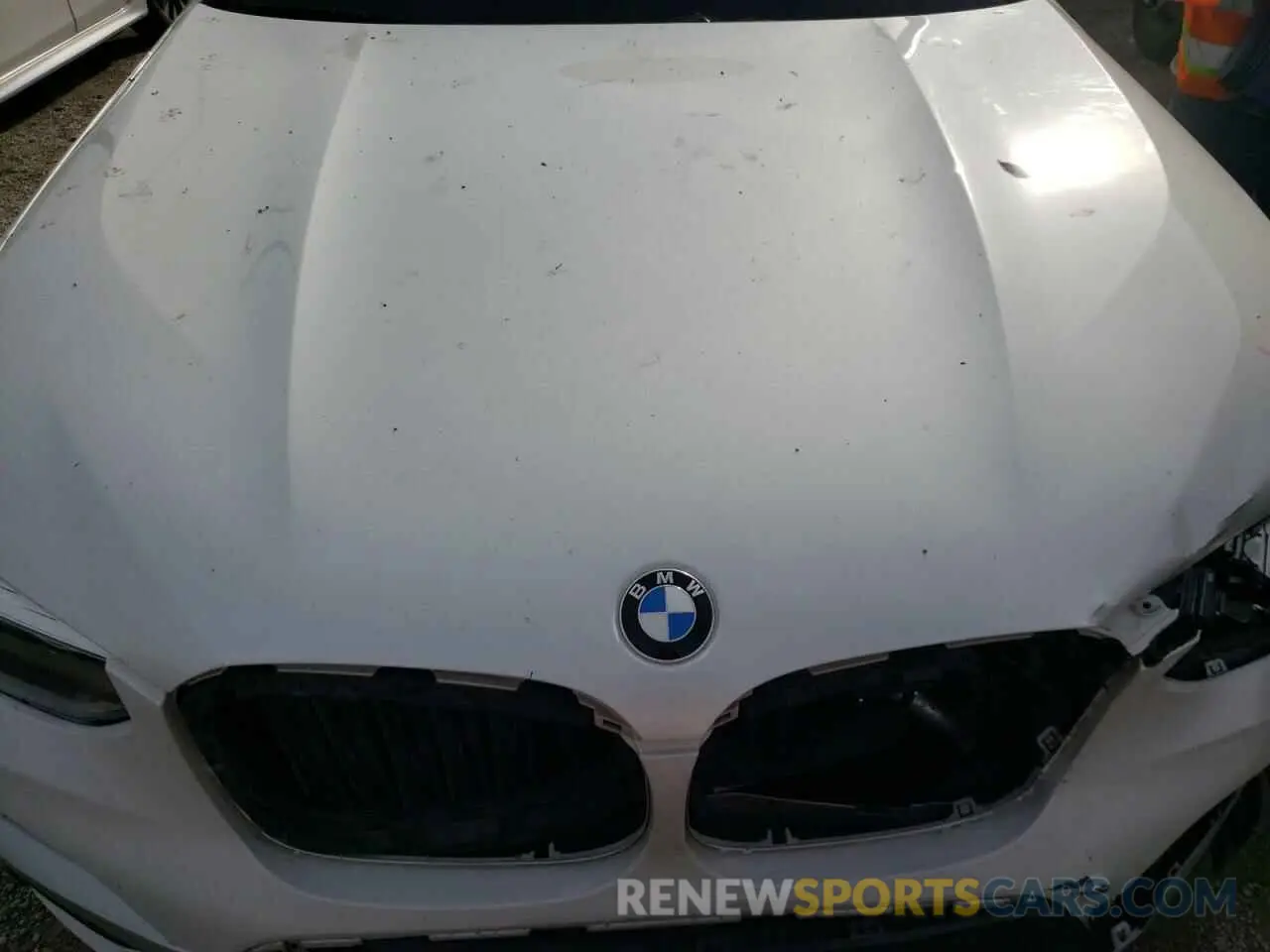 12 Photograph of a damaged car 5UXTR7C59KLF37584 BMW X3 2019