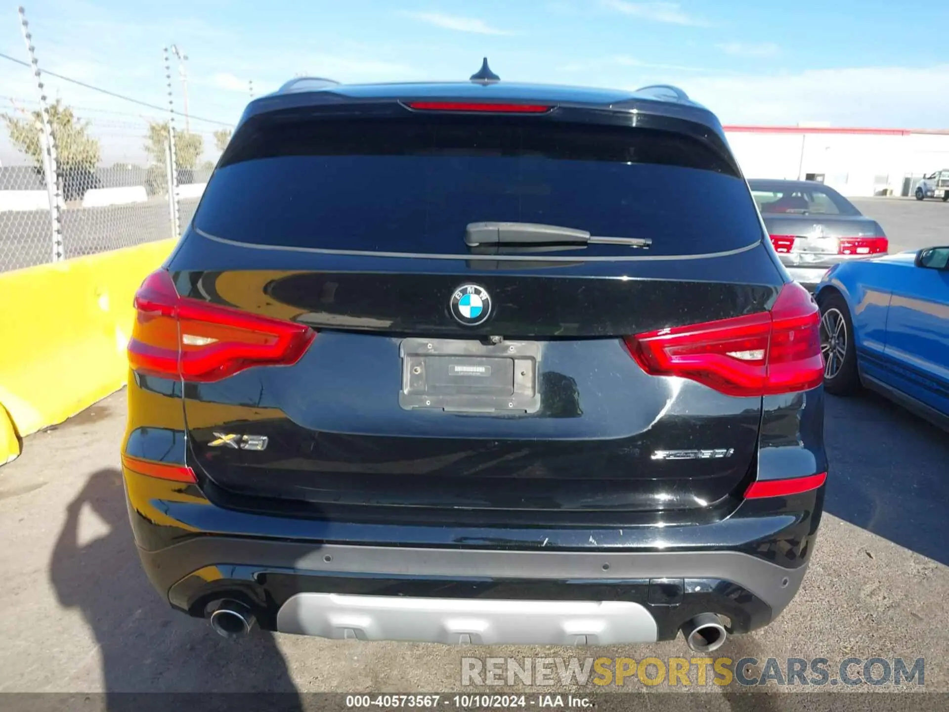 16 Photograph of a damaged car 5UXTR7C59KLR43667 BMW X3 2019