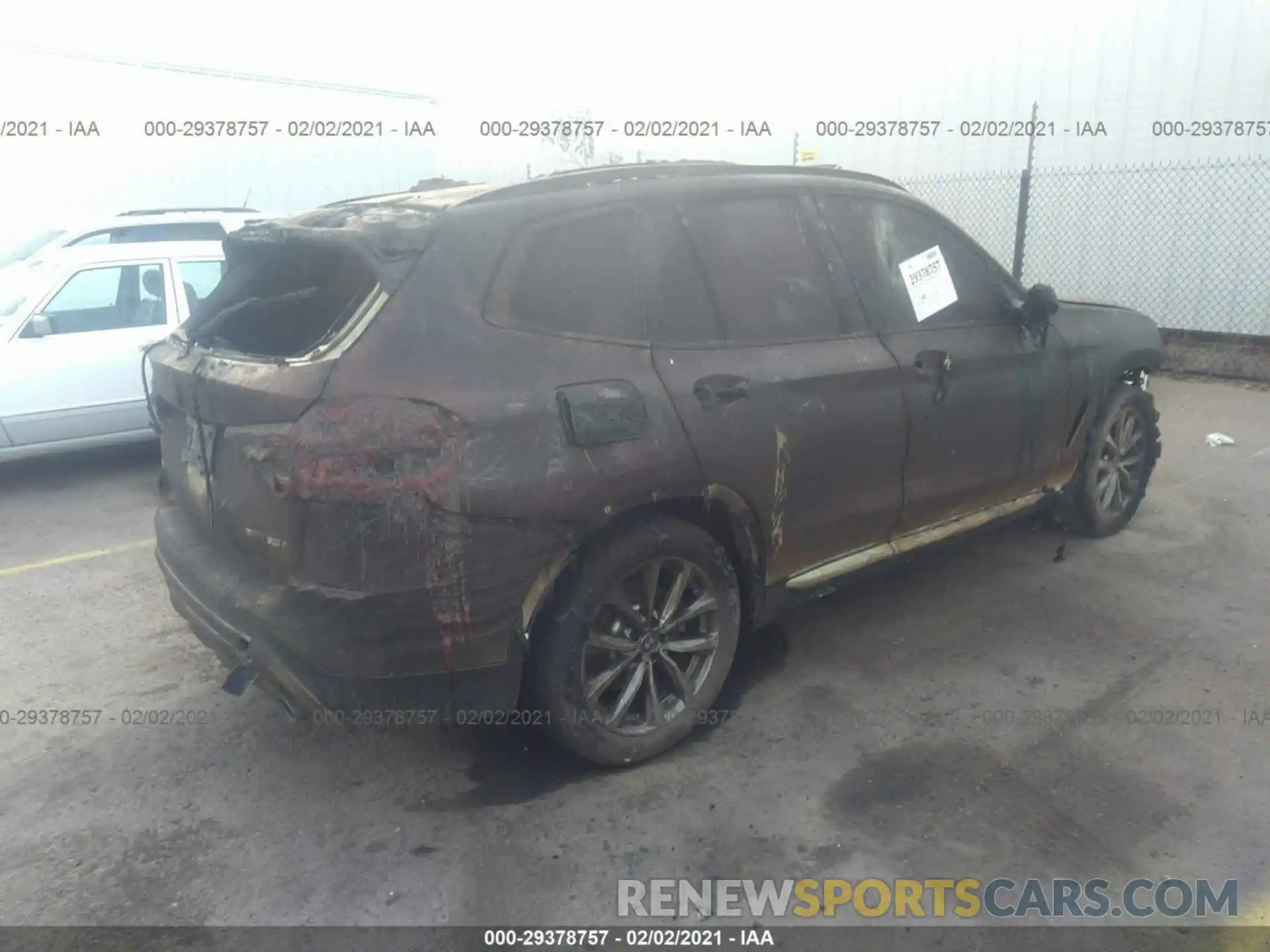 4 Photograph of a damaged car 5UXTR7C59KLR44673 BMW X3 2019