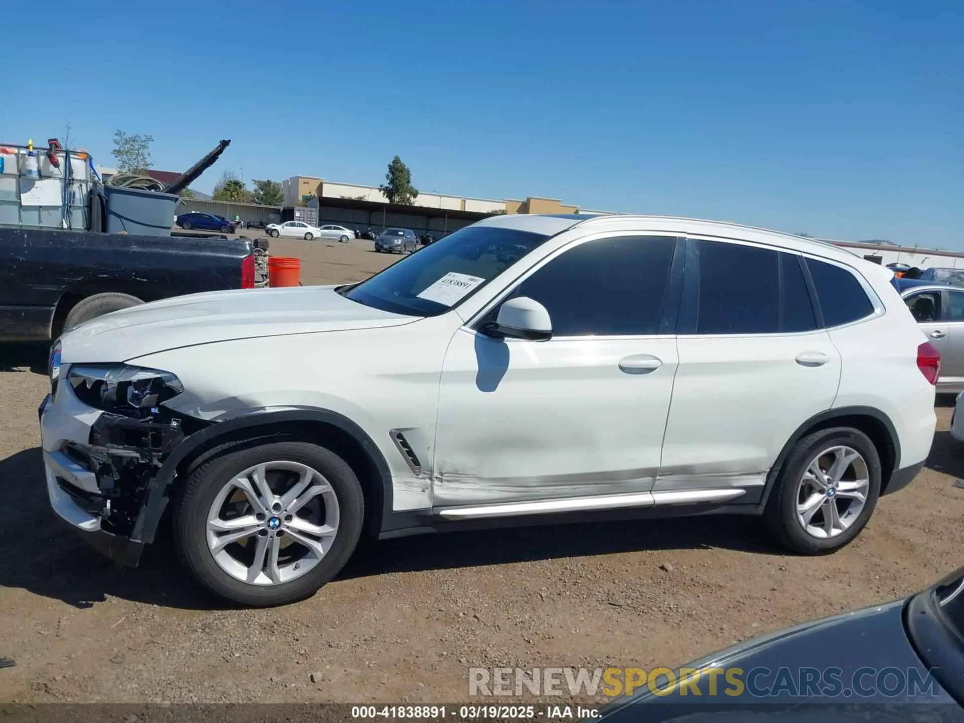 14 Photograph of a damaged car 5UXTR7C59KLR44964 BMW X3 2019
