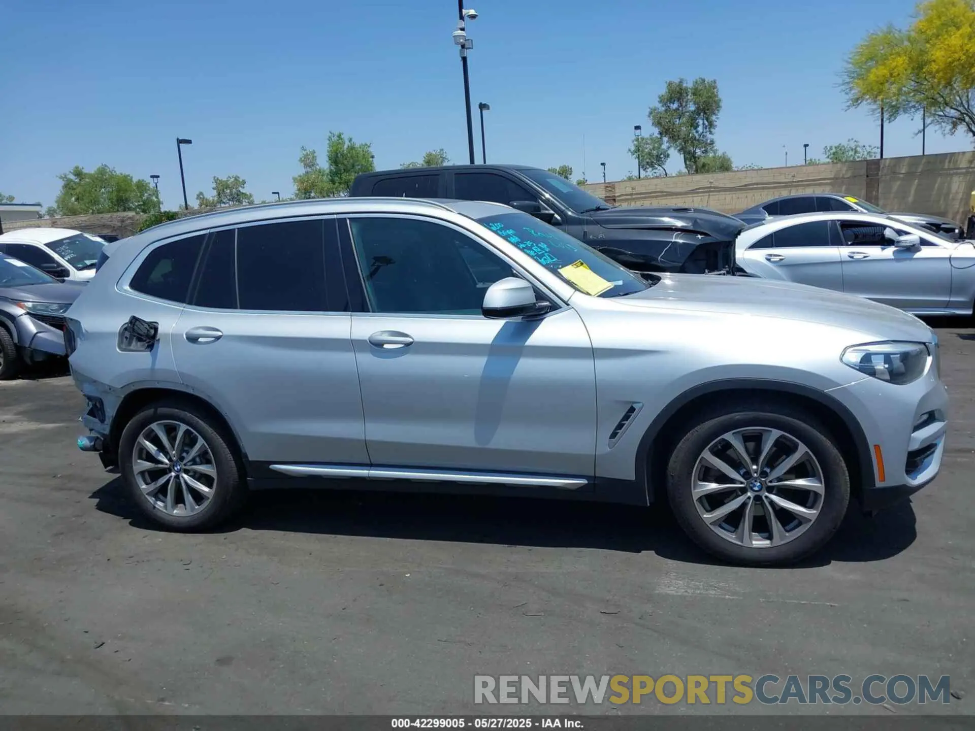 13 Photograph of a damaged car 5UXTR7C59KLR51736 BMW X3 2019