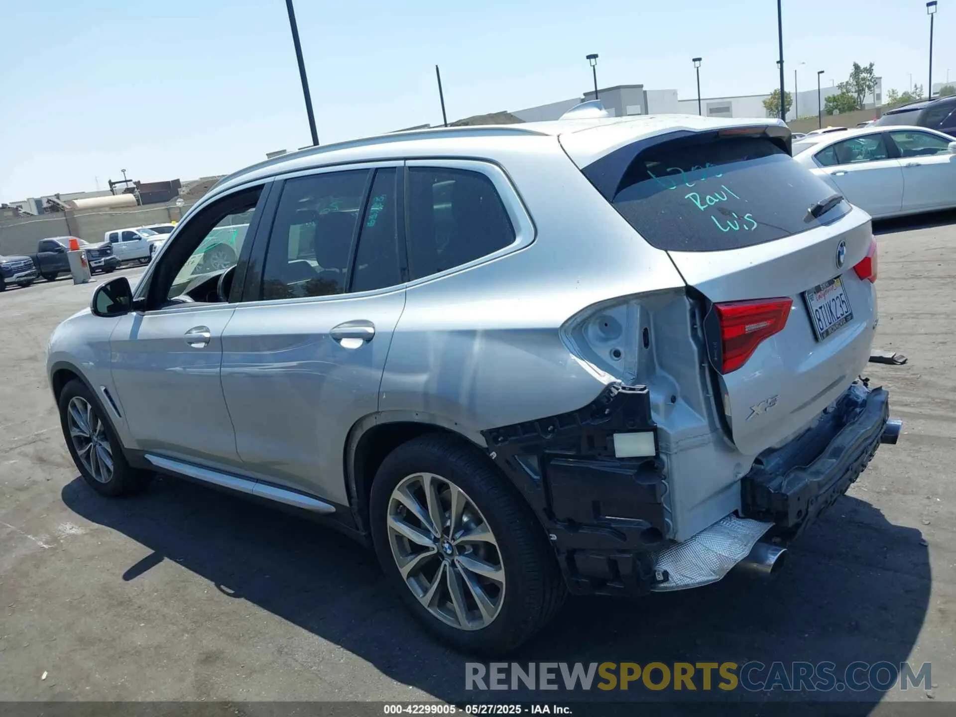 14 Photograph of a damaged car 5UXTR7C59KLR51736 BMW X3 2019