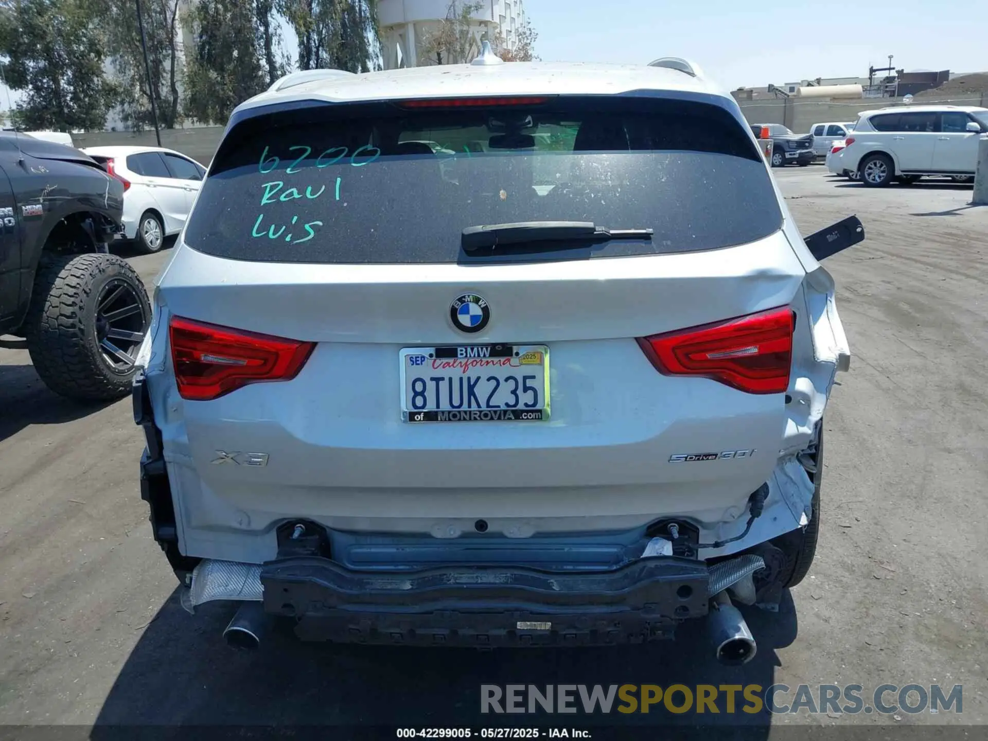 16 Photograph of a damaged car 5UXTR7C59KLR51736 BMW X3 2019
