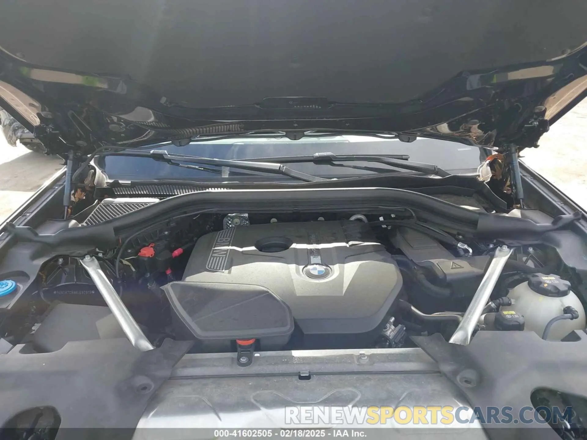 10 Photograph of a damaged car 5UXTR7C5XKLE97919 BMW X3 2019