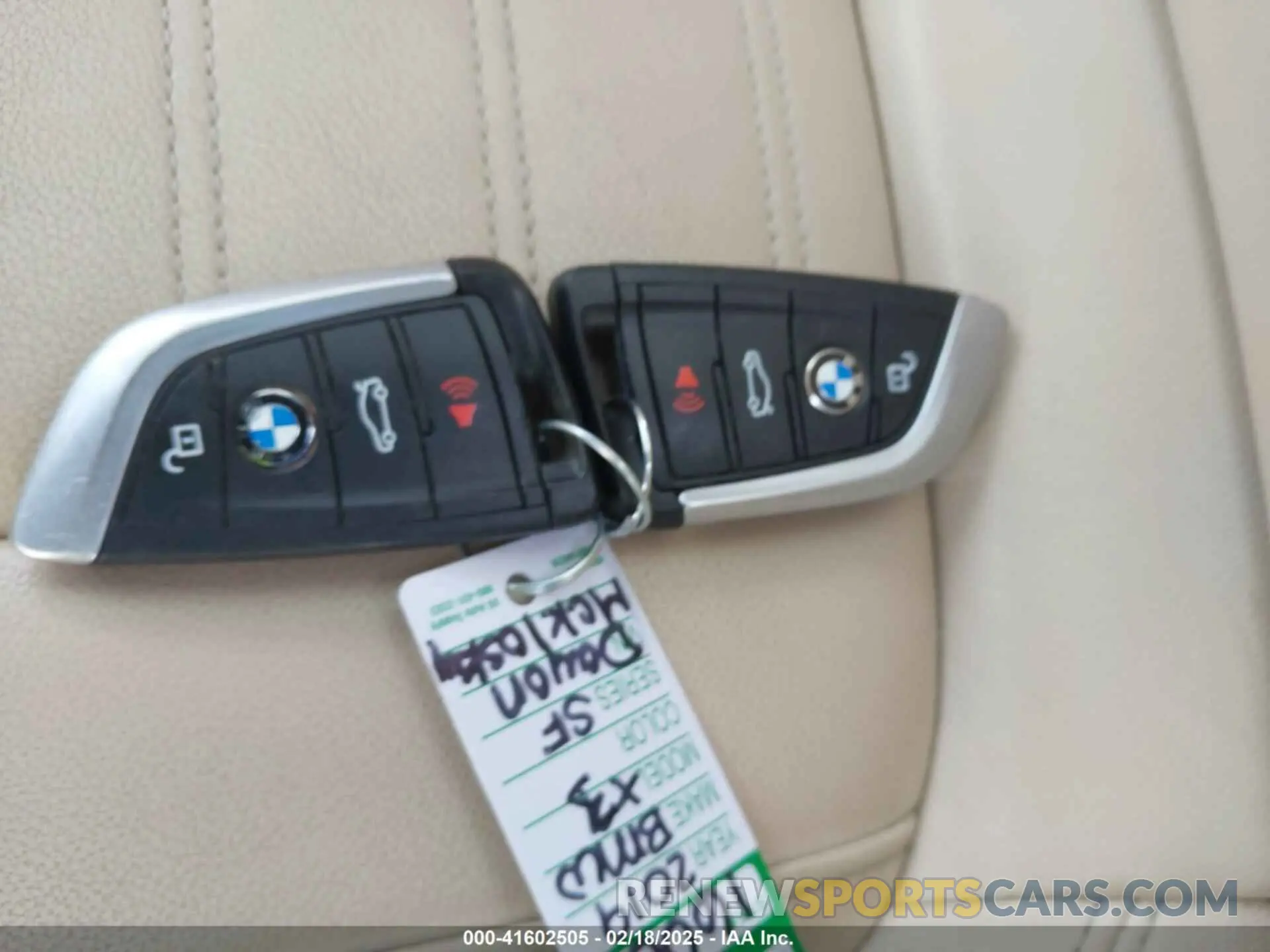 11 Photograph of a damaged car 5UXTR7C5XKLE97919 BMW X3 2019