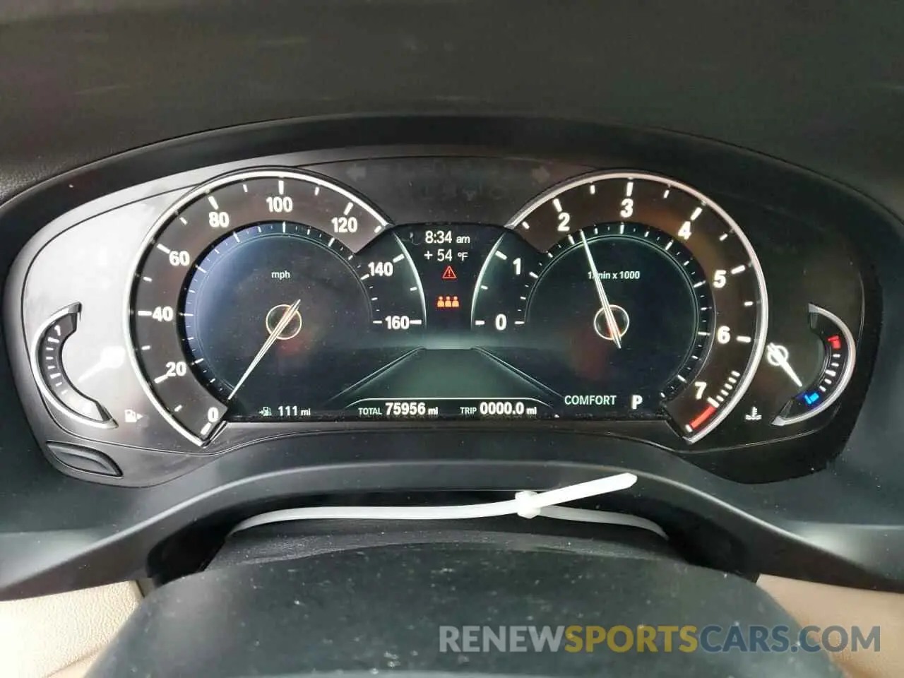 9 Photograph of a damaged car 5UXTR7C5XKLE98200 BMW X3 2019