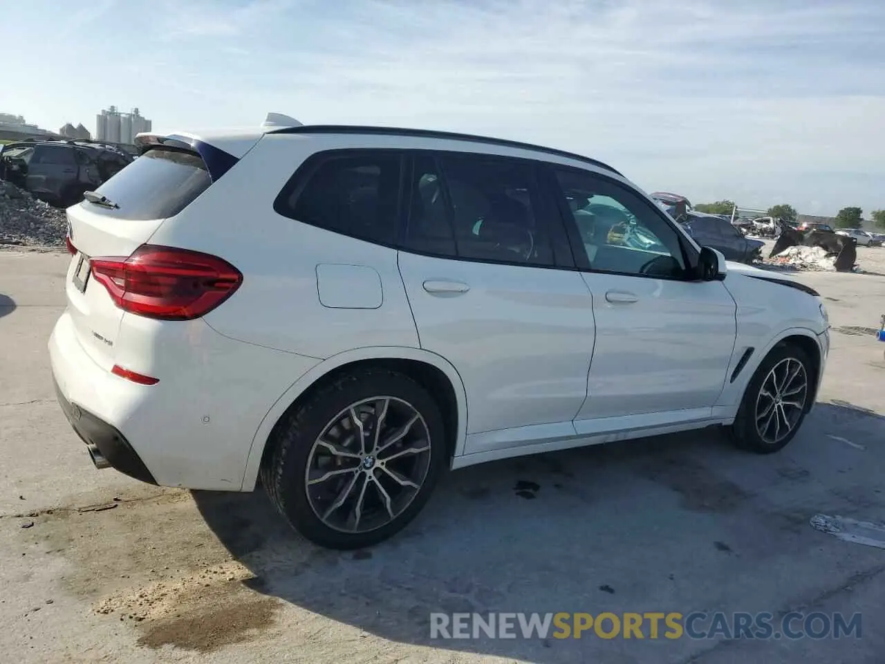 3 Photograph of a damaged car 5UXTR7C5XKLF23998 BMW X3 2019