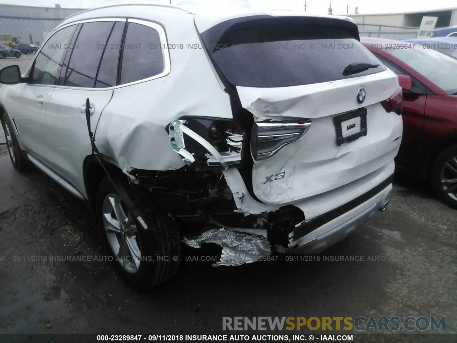 6 Photograph of a damaged car 5UXTR7C5XKLF25007 Bmw X3 2019