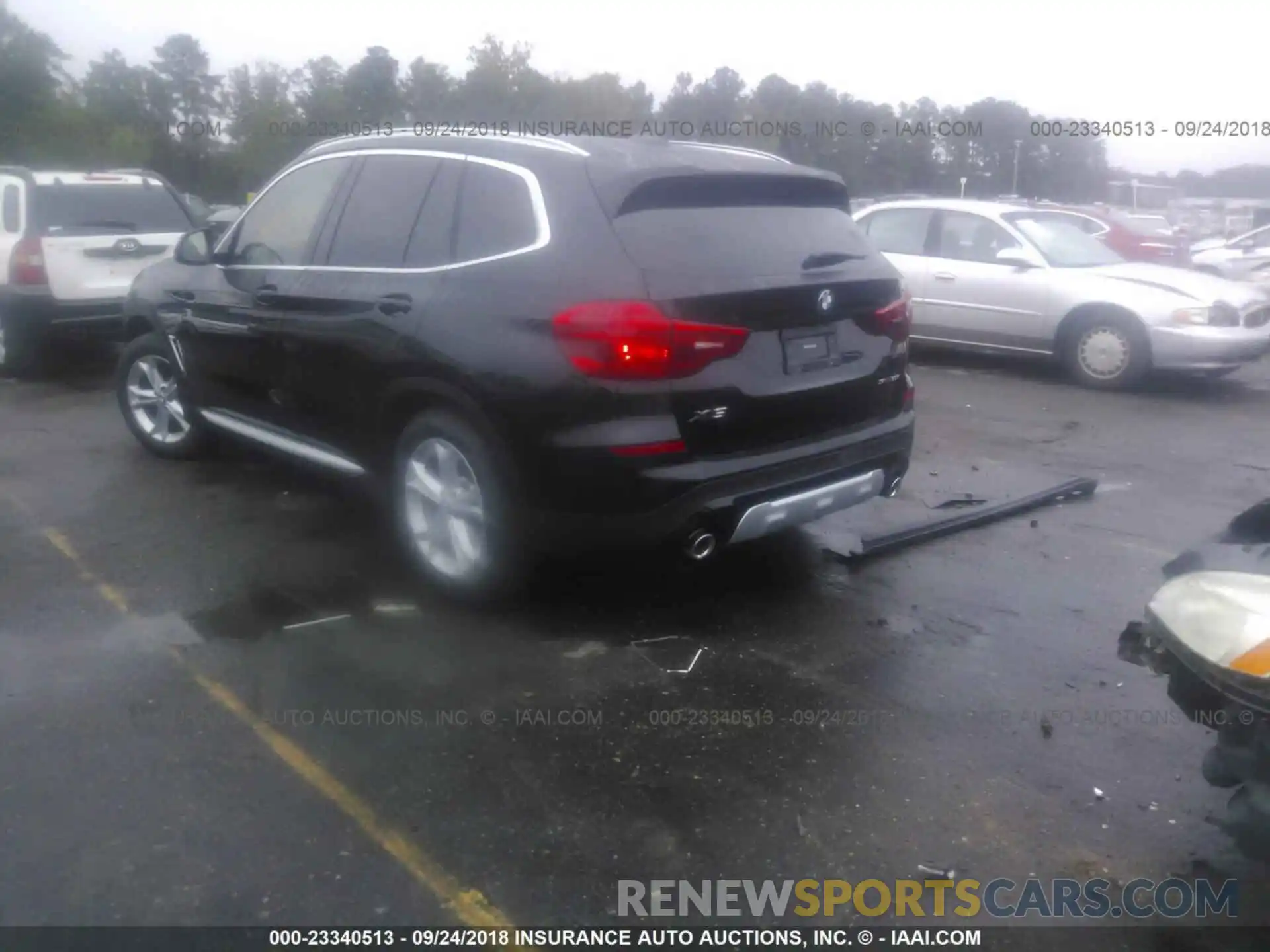 3 Photograph of a damaged car 5UXTR7C5XKLF27128 Bmw X3 2019