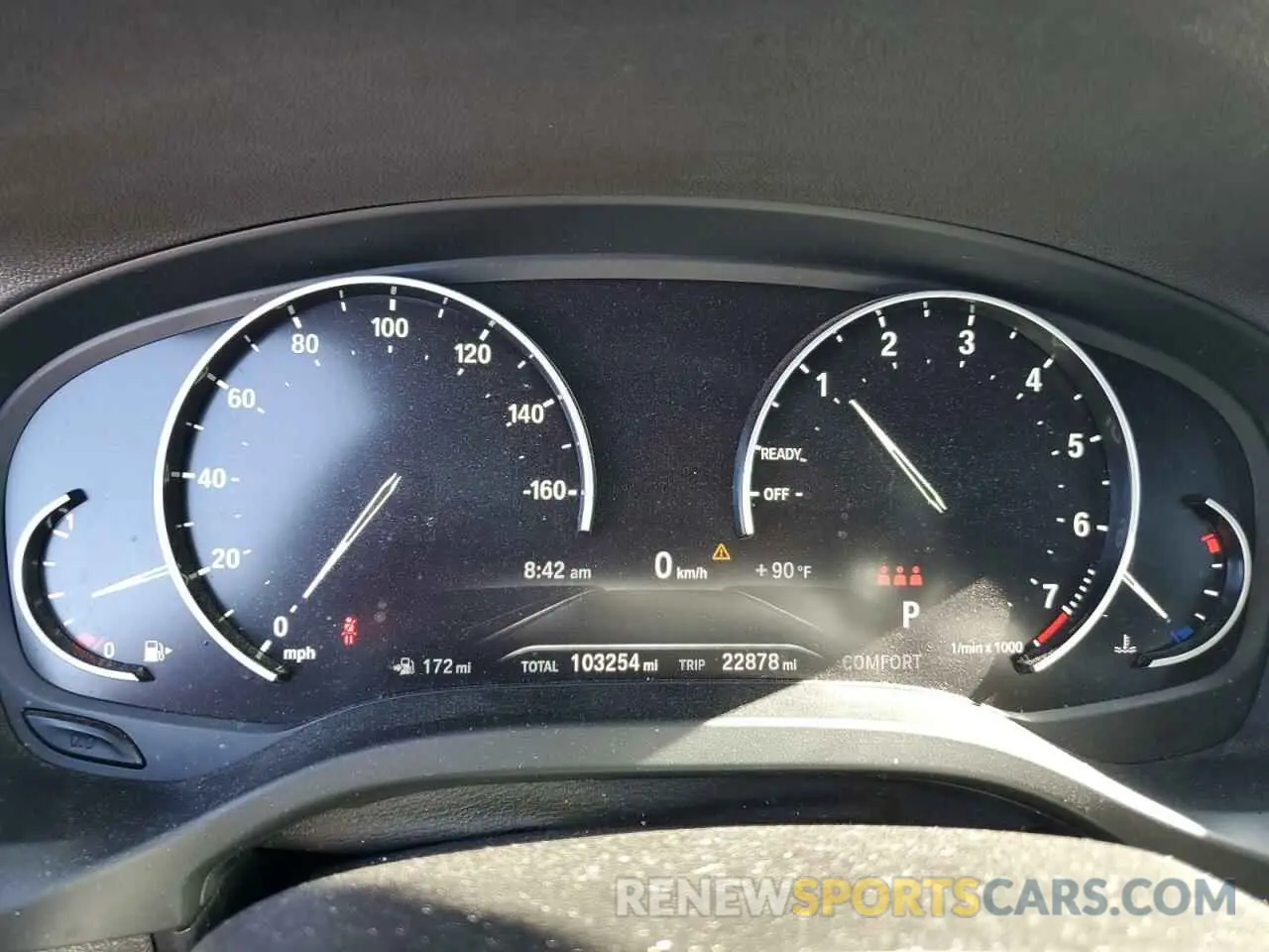 9 Photograph of a damaged car 5UXTR7C5XKLF33401 BMW X3 2019