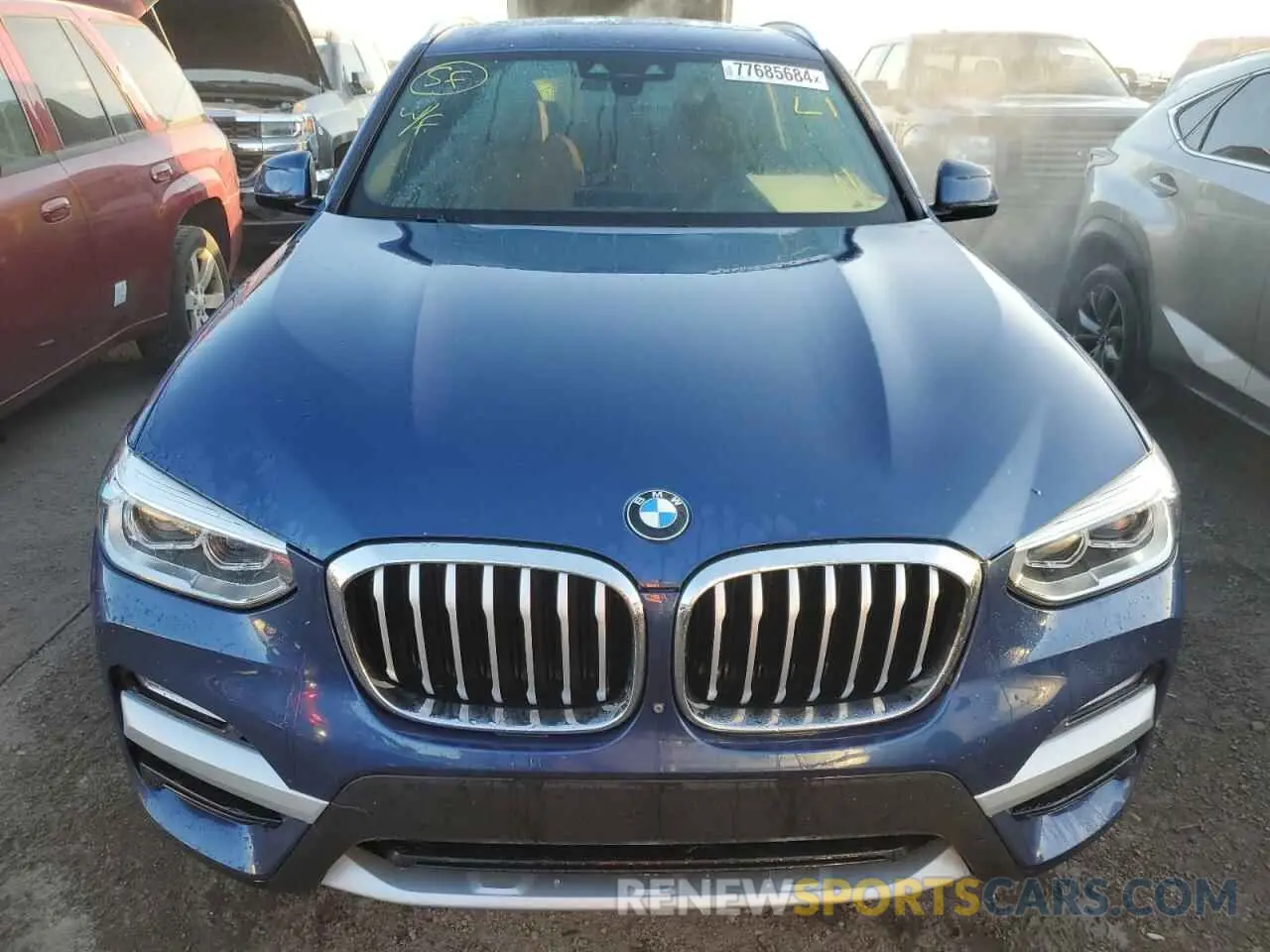 5 Photograph of a damaged car 5UXTR7C5XKLF33754 BMW X3 2019