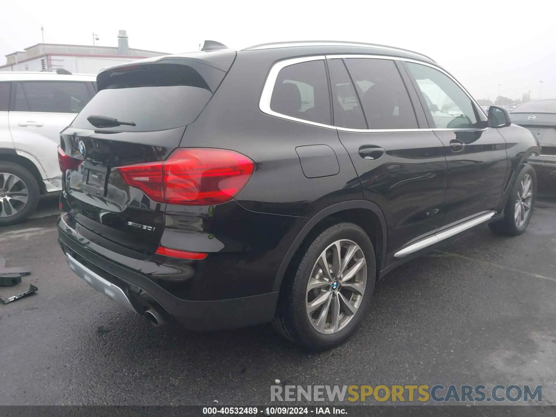 4 Photograph of a damaged car 5UXTR7C5XKLF36444 BMW X3 2019