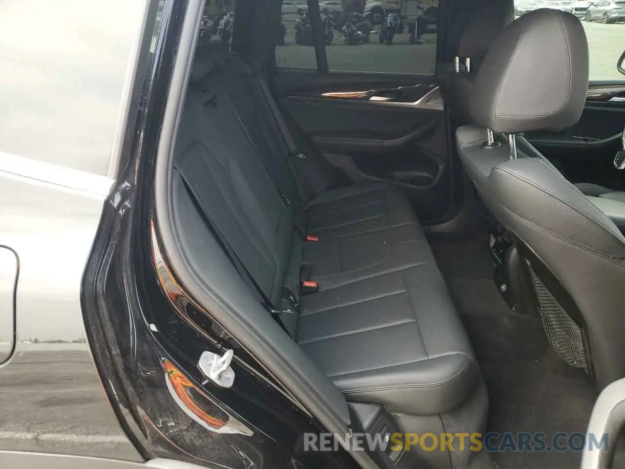 11 Photograph of a damaged car 5UXTR7C5XKLF36623 BMW X3 2019