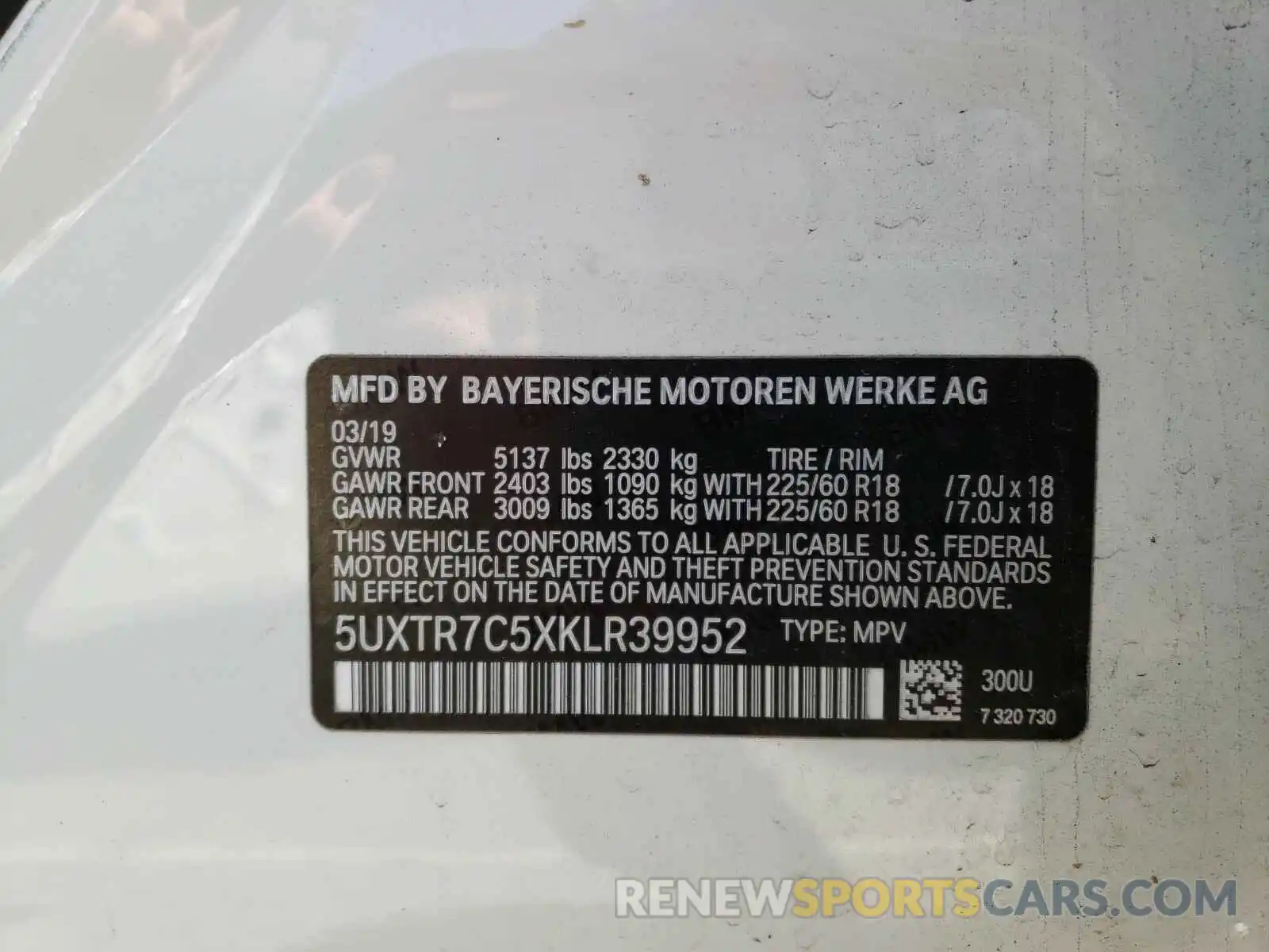 10 Photograph of a damaged car 5UXTR7C5XKLR39952 BMW X3 2019