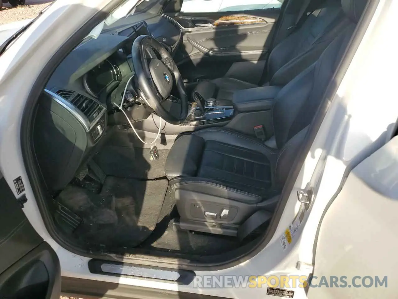 7 Photograph of a damaged car 5UXTR7C5XKLR45928 BMW X3 2019