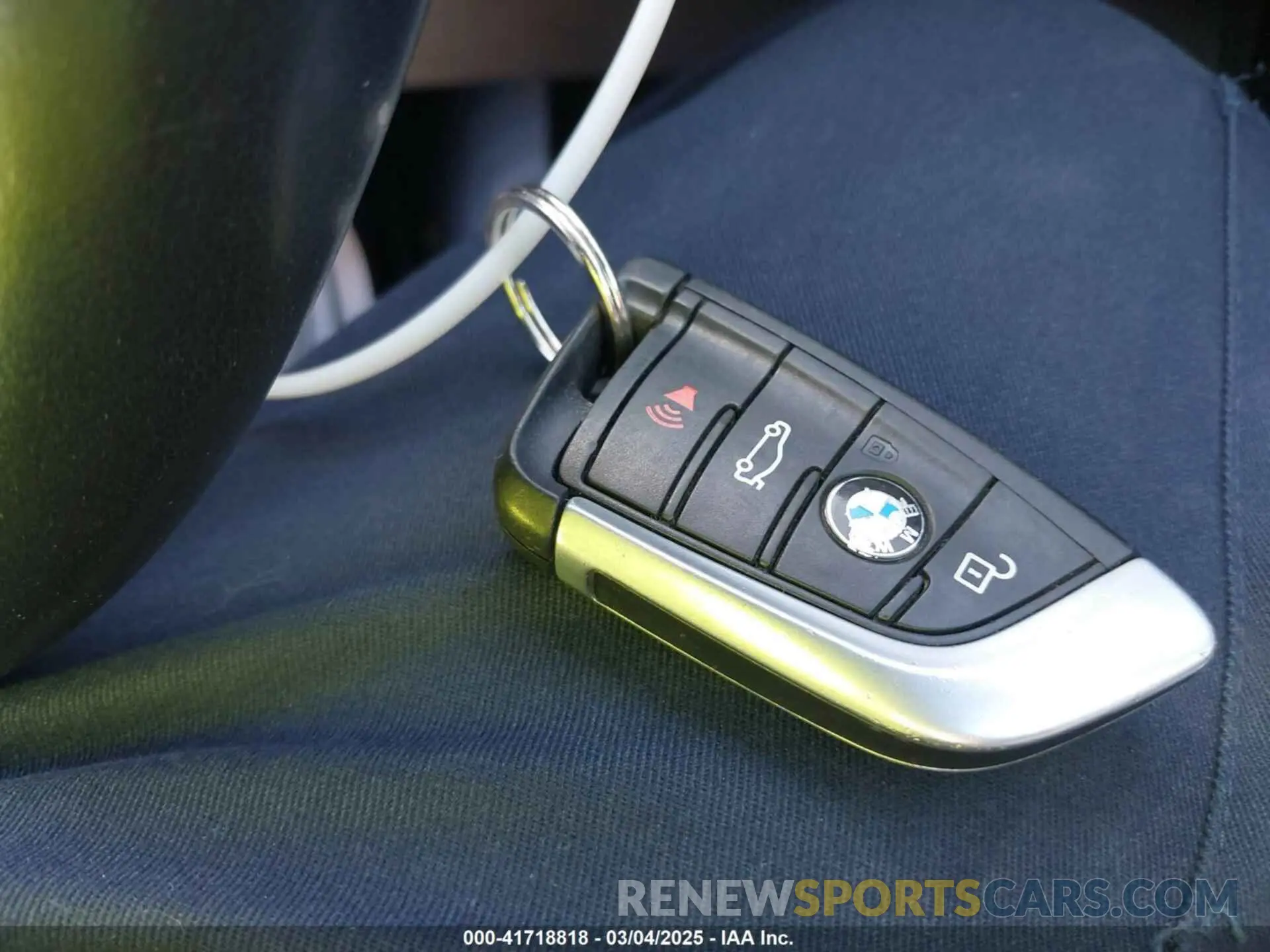 11 Photograph of a damaged car 5UXTR7C5XKLR51471 BMW X3 2019