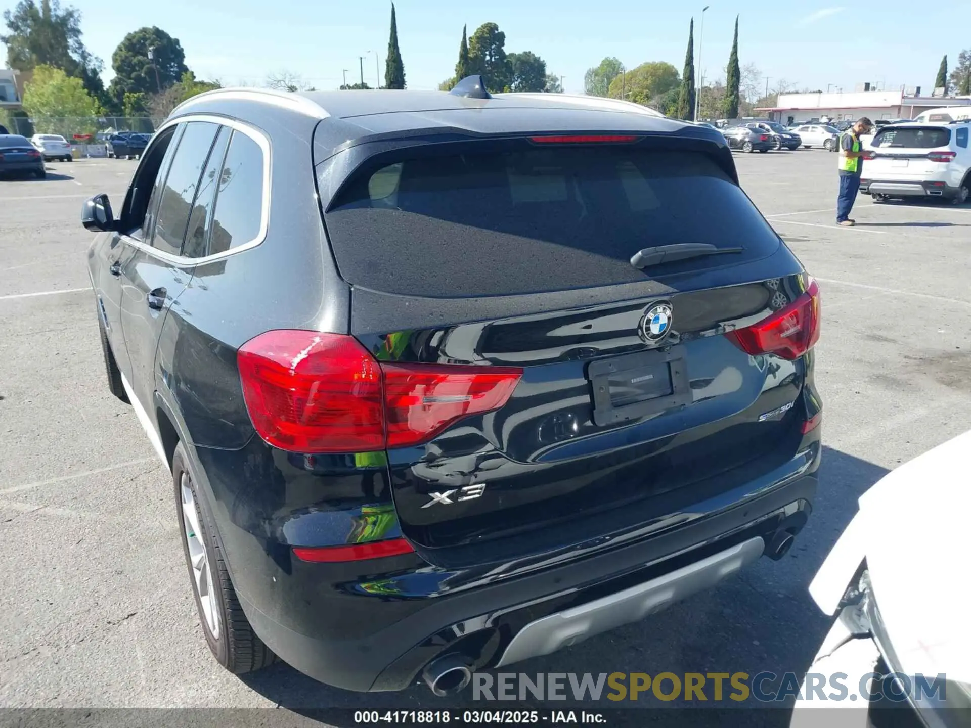 16 Photograph of a damaged car 5UXTR7C5XKLR51471 BMW X3 2019