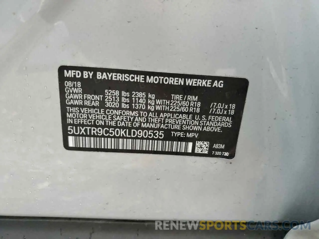14 Photograph of a damaged car 5UXTR9C50KLD90535 BMW X3 2019