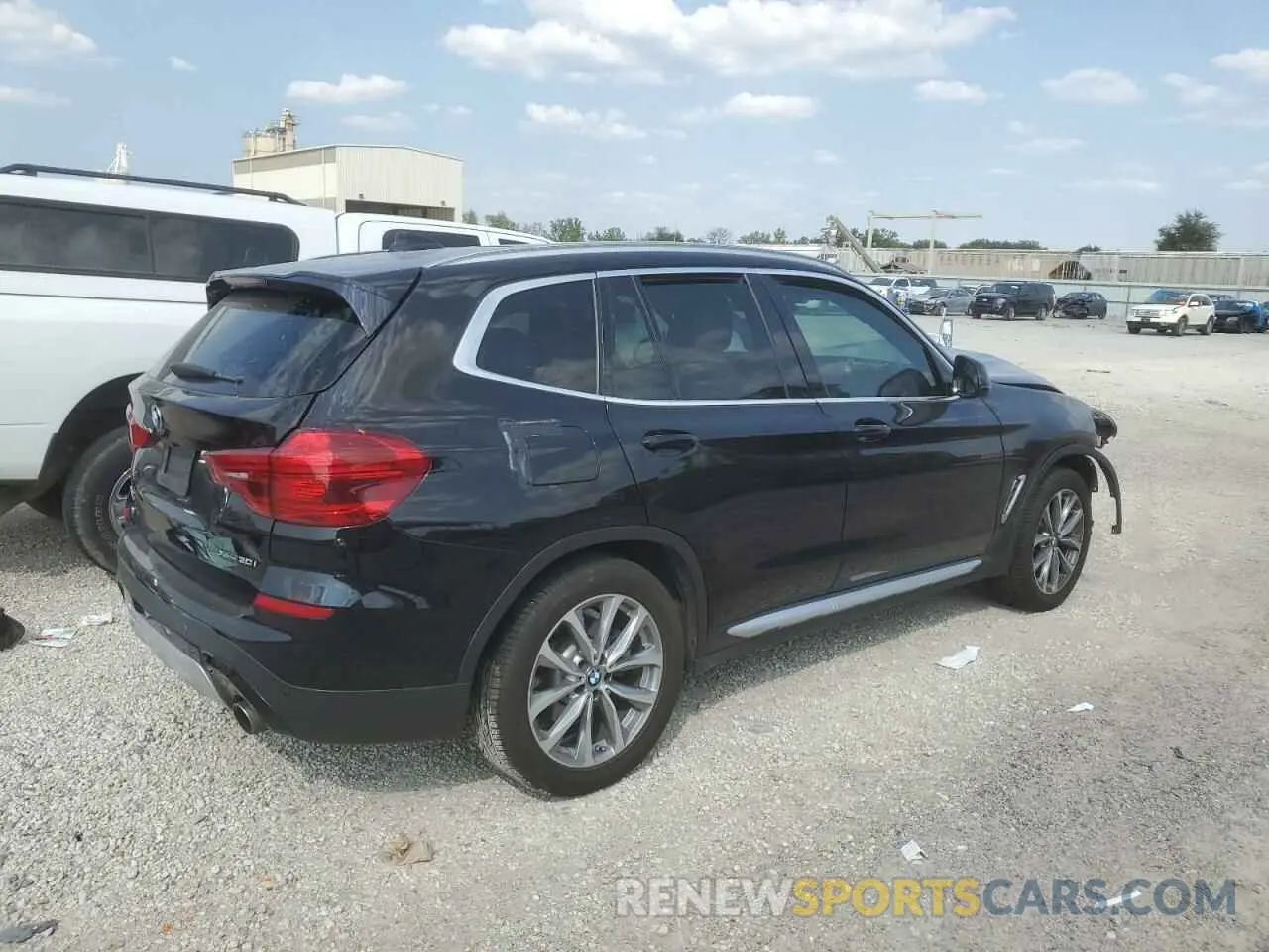 3 Photograph of a damaged car 5UXTR9C50KLD95413 BMW X3 2019