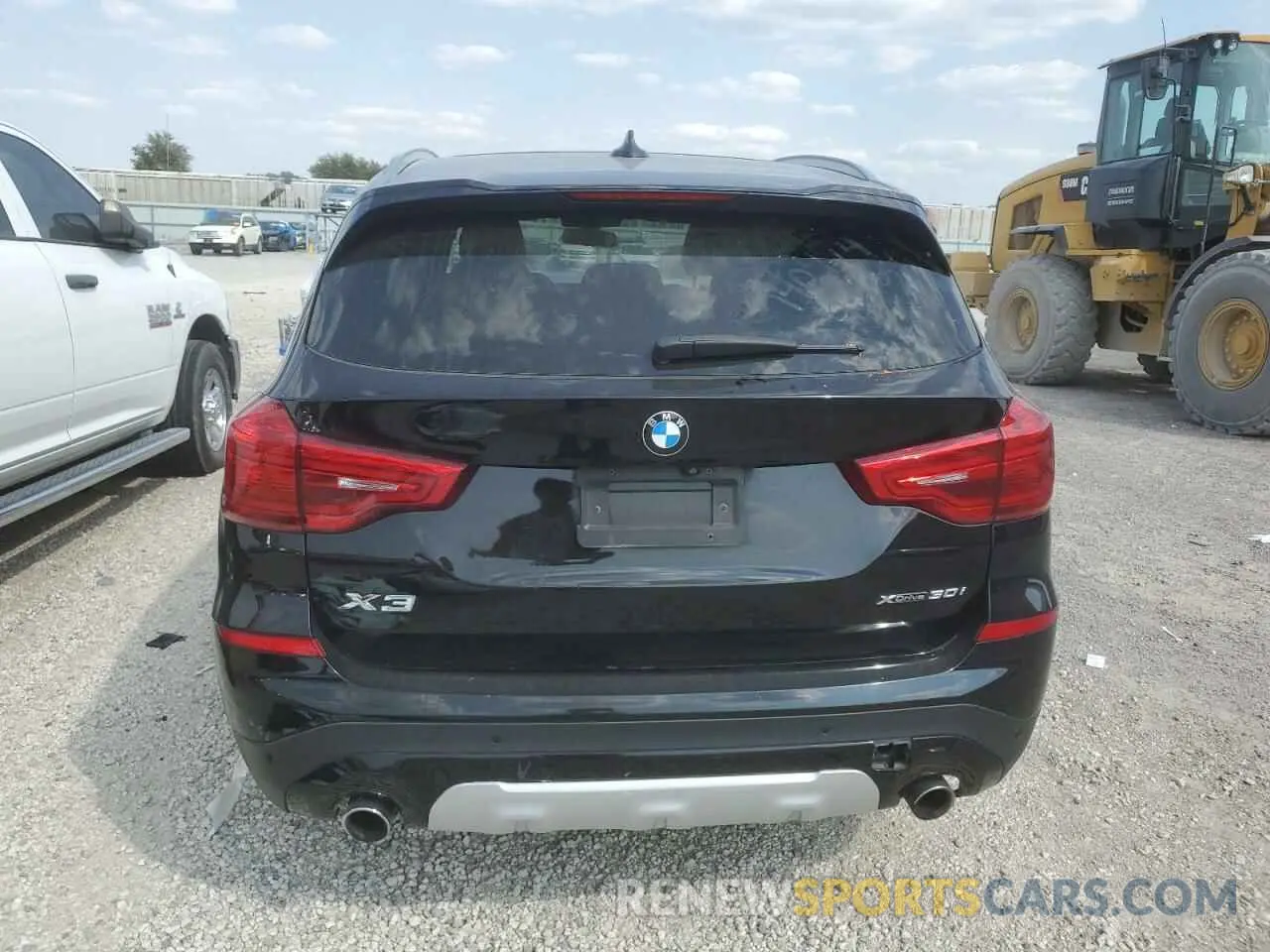 6 Photograph of a damaged car 5UXTR9C50KLD95413 BMW X3 2019