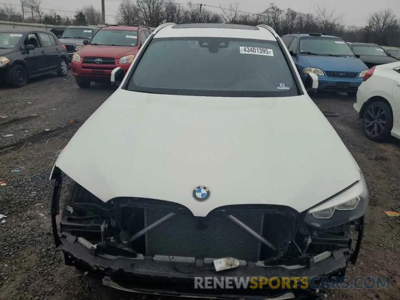 5 Photograph of a damaged car 5UXTR9C50KLD97730 BMW X3 2019