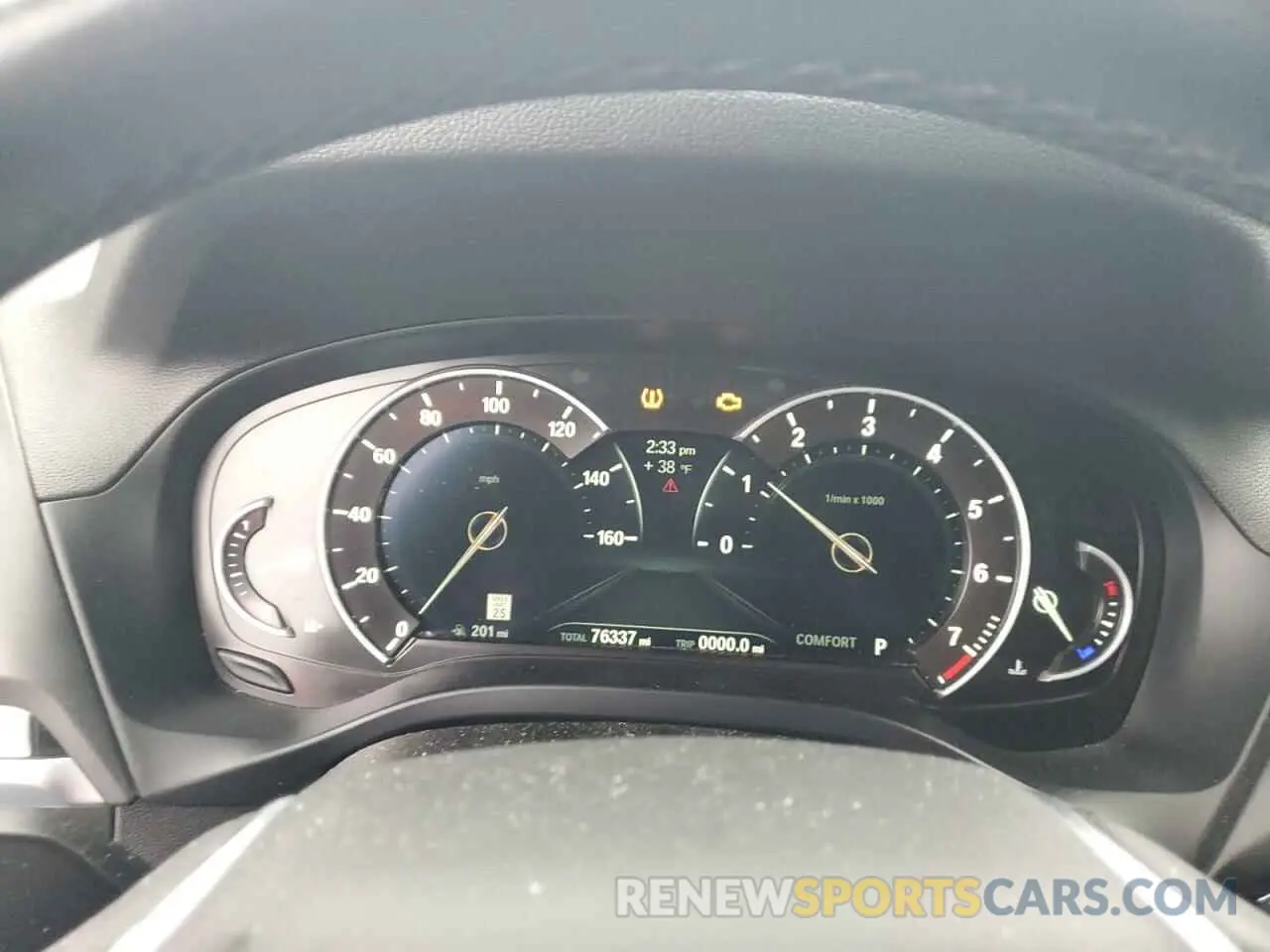9 Photograph of a damaged car 5UXTR9C50KLD97730 BMW X3 2019
