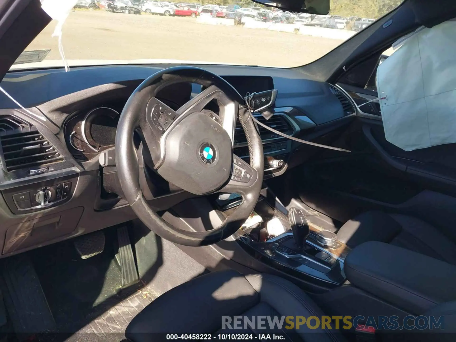 5 Photograph of a damaged car 5UXTR9C50KLE15689 BMW X3 2019