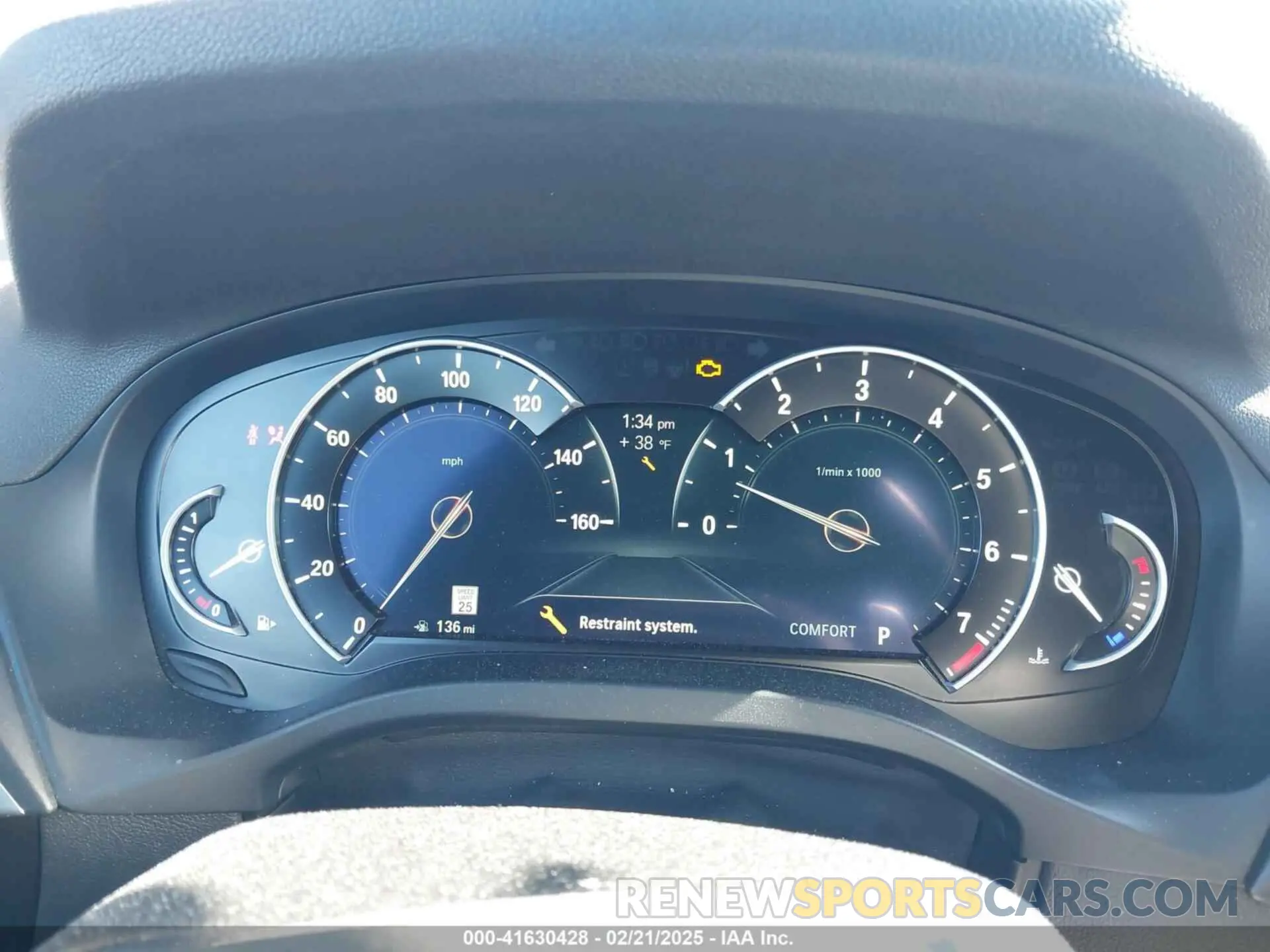 7 Photograph of a damaged car 5UXTR9C50KLE21928 BMW X3 2019