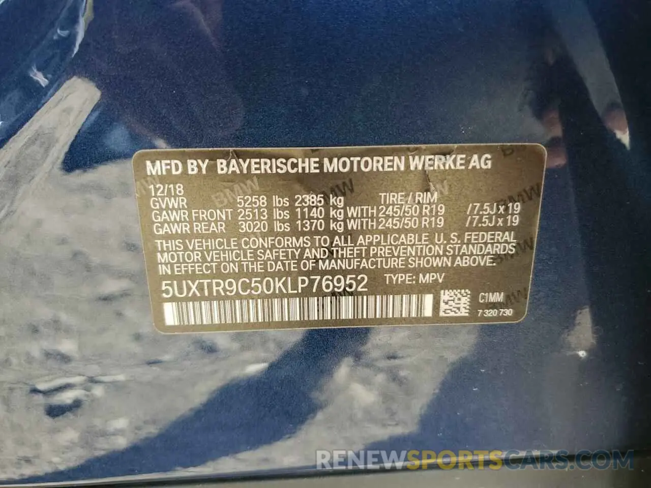 13 Photograph of a damaged car 5UXTR9C50KLP76952 BMW X3 2019
