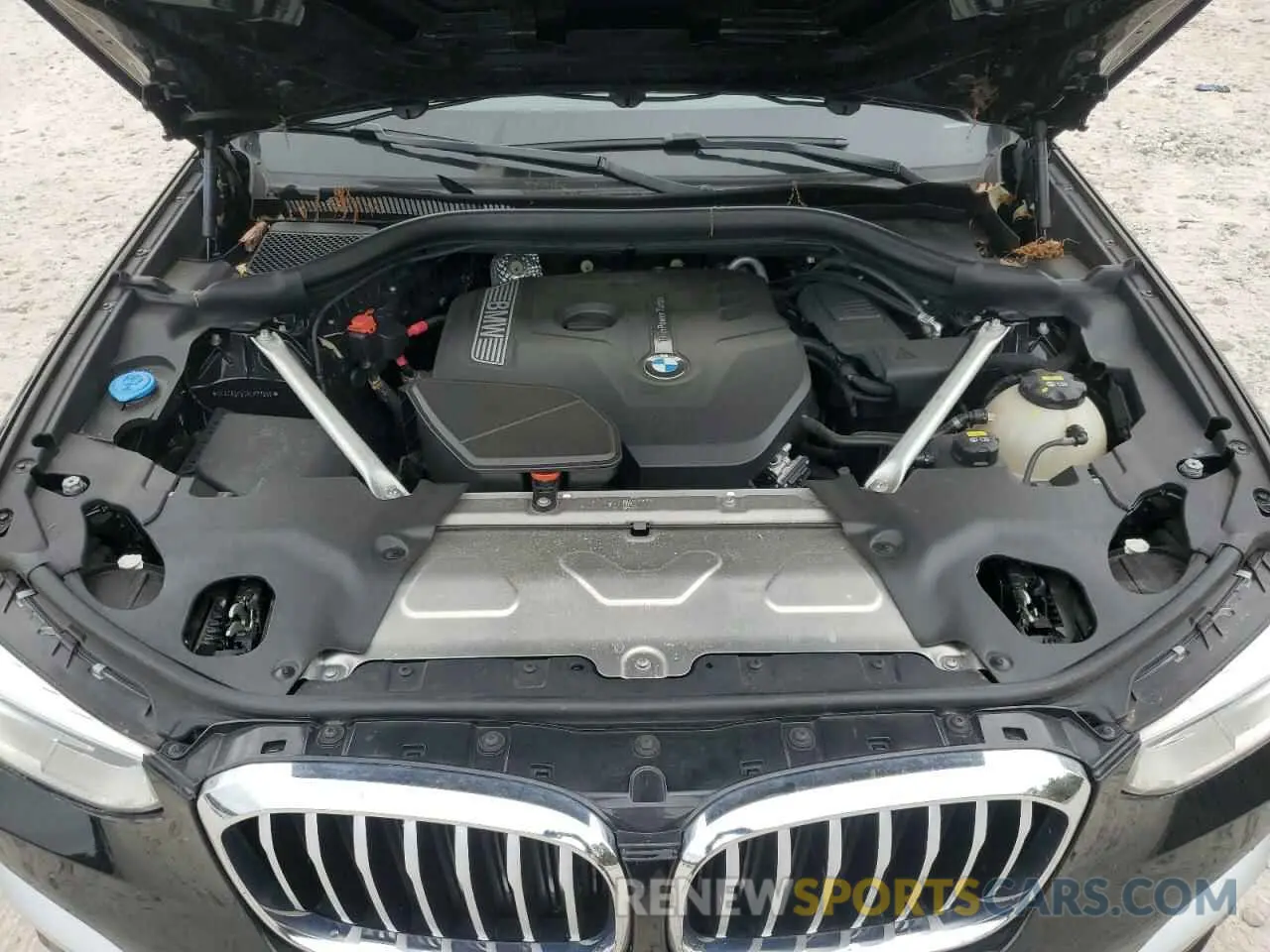 12 Photograph of a damaged car 5UXTR9C50KLP77969 BMW X3 2019