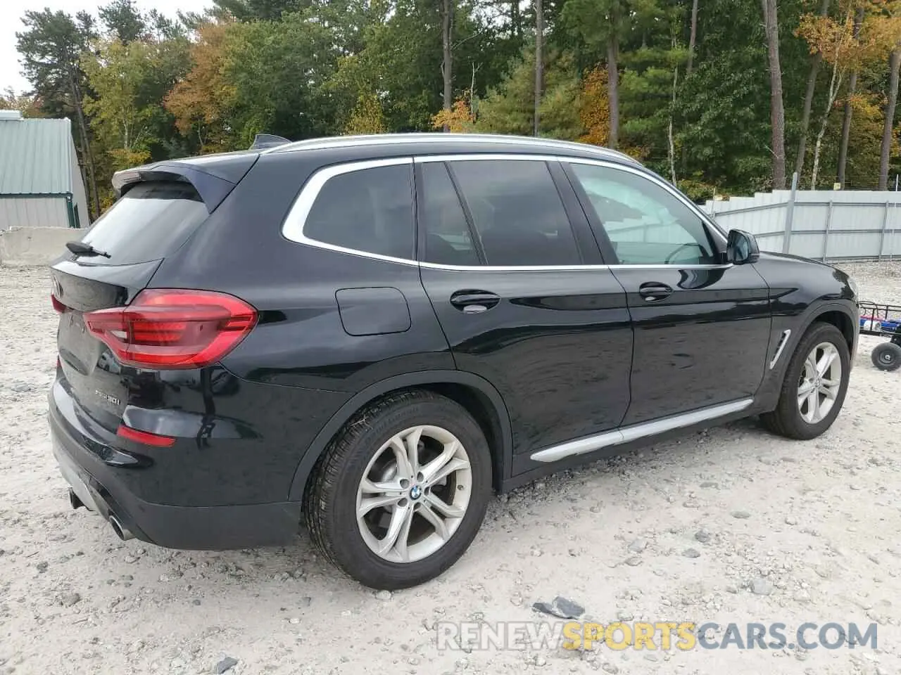 3 Photograph of a damaged car 5UXTR9C50KLP77969 BMW X3 2019