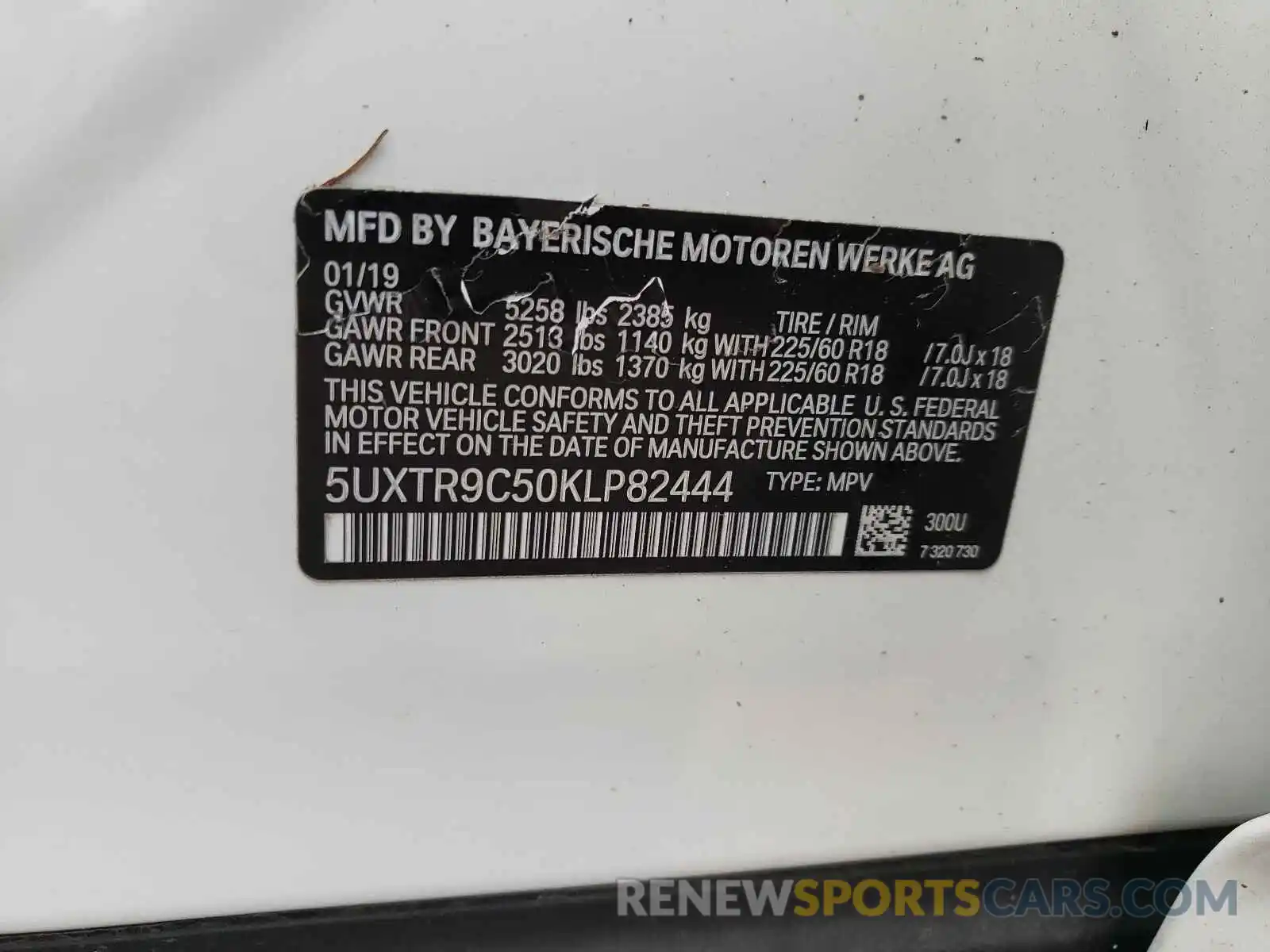 10 Photograph of a damaged car 5UXTR9C50KLP82444 BMW X3 2019