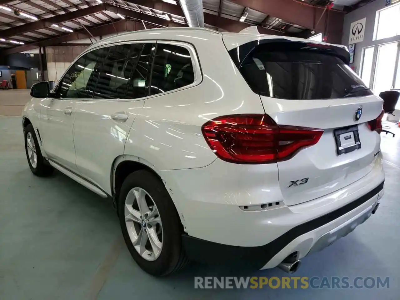 3 Photograph of a damaged car 5UXTR9C50KLP82752 BMW X3 2019