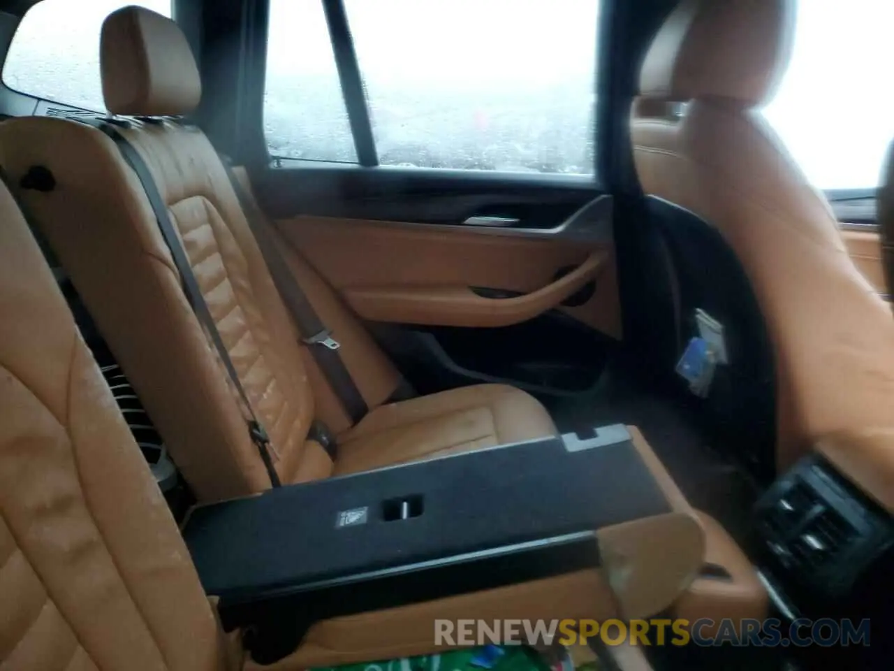 11 Photograph of a damaged car 5UXTR9C50KLP83321 BMW X3 2019