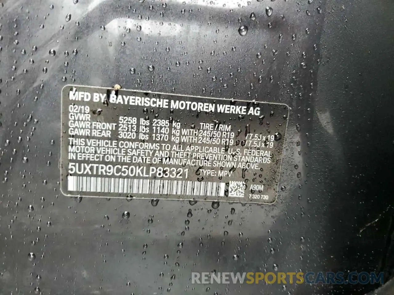 14 Photograph of a damaged car 5UXTR9C50KLP83321 BMW X3 2019