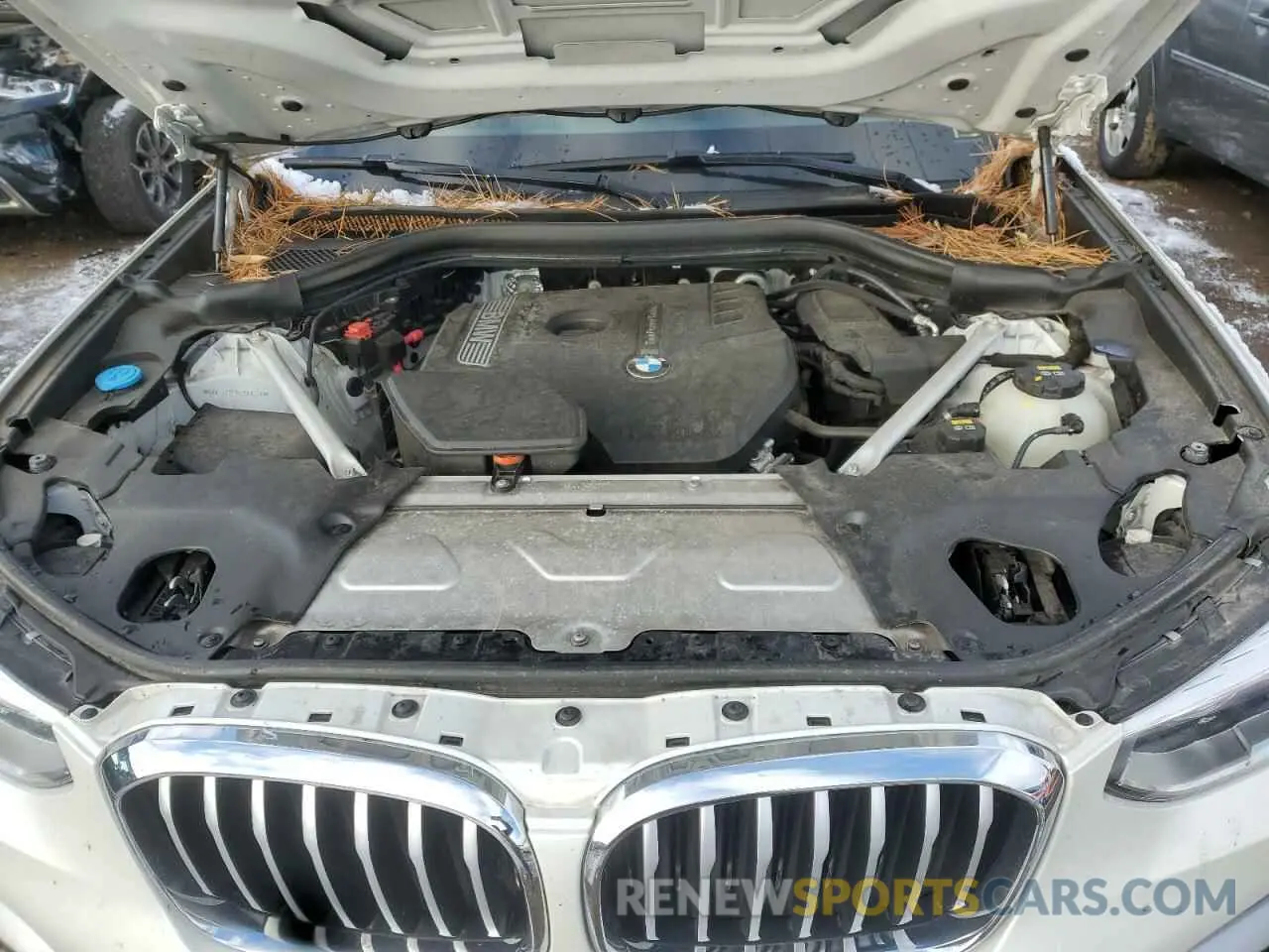 11 Photograph of a damaged car 5UXTR9C50KLP83478 BMW X3 2019