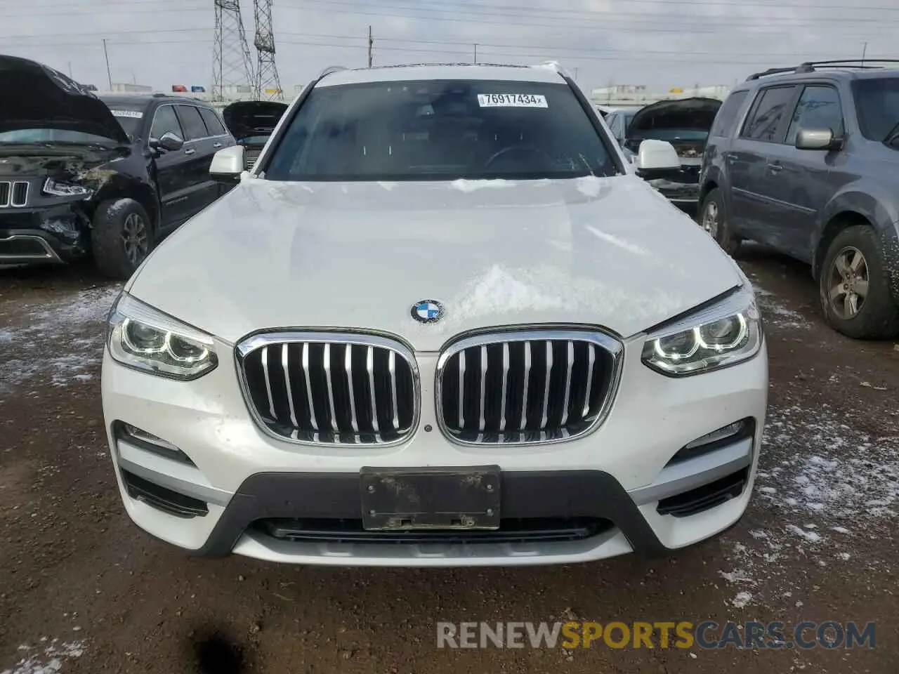 5 Photograph of a damaged car 5UXTR9C50KLP83478 BMW X3 2019