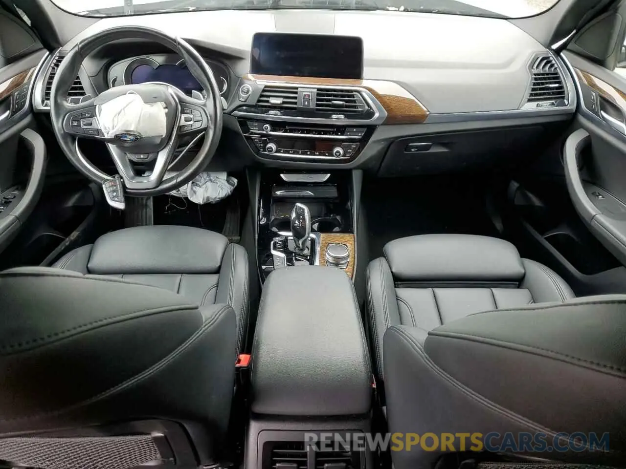 8 Photograph of a damaged car 5UXTR9C50KLP87790 BMW X3 2019