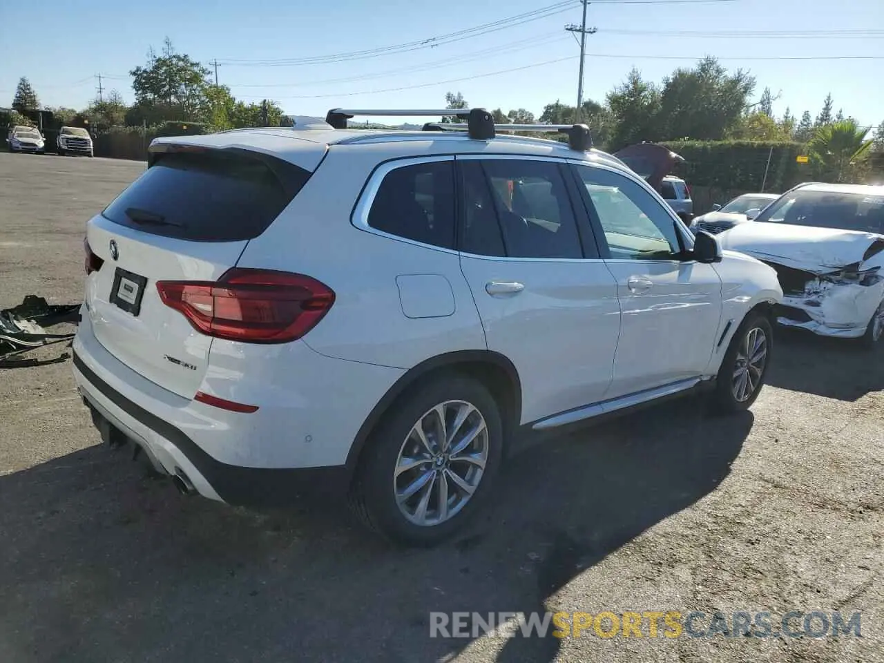 3 Photograph of a damaged car 5UXTR9C50KLP88051 BMW X3 2019