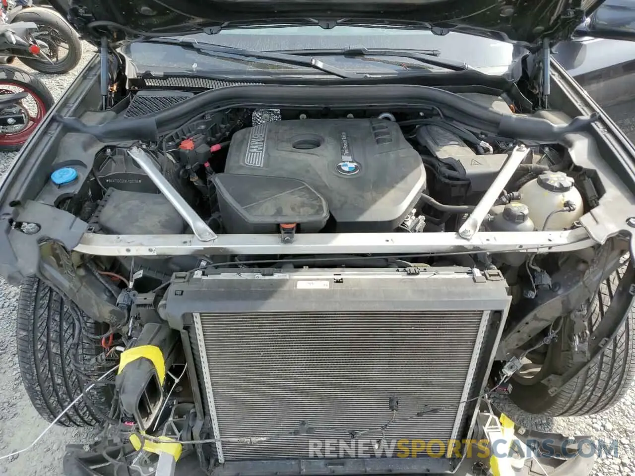 12 Photograph of a damaged car 5UXTR9C50KLP90236 BMW X3 2019
