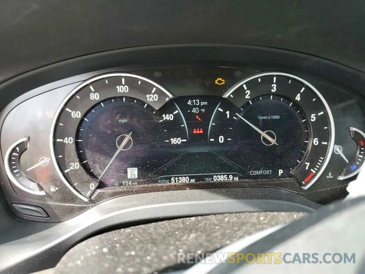 9 Photograph of a damaged car 5UXTR9C50KLP90236 BMW X3 2019