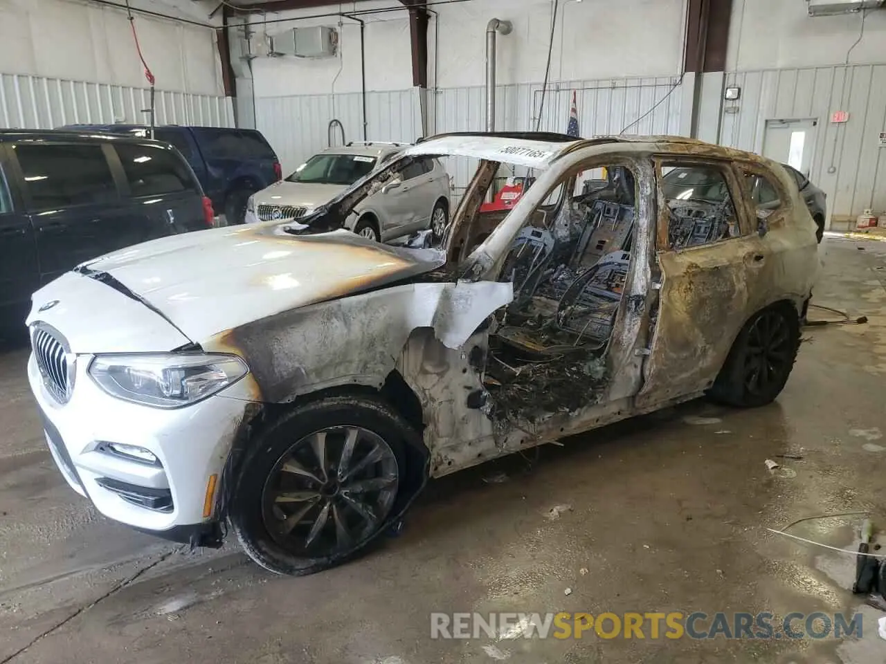 1 Photograph of a damaged car 5UXTR9C50KLP97705 BMW X3 2019